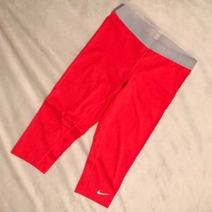 Neon Pink Nike Cropped Leggings